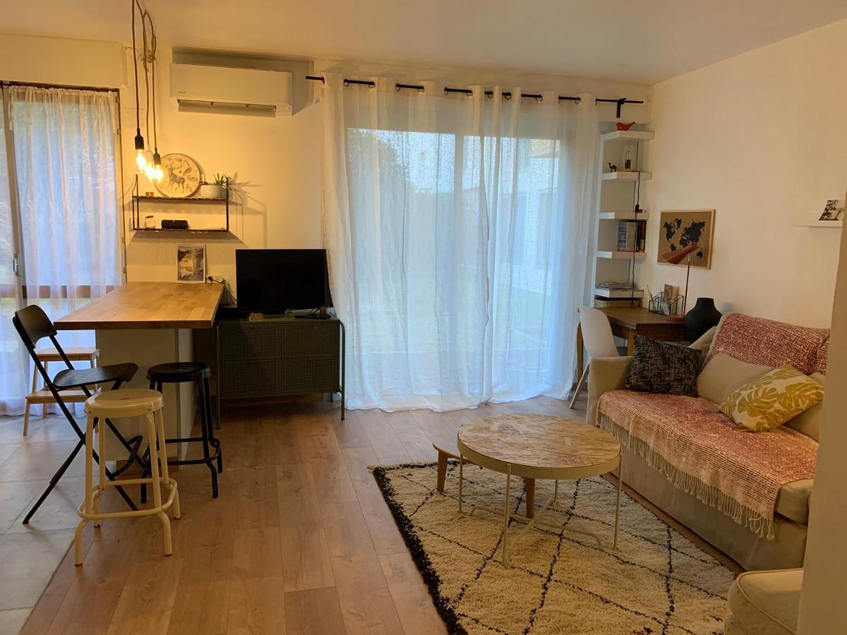 T2 Cosy 70s Appartement